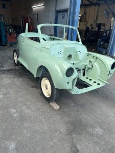 Porcelain green Morris refinished in direct gloss.